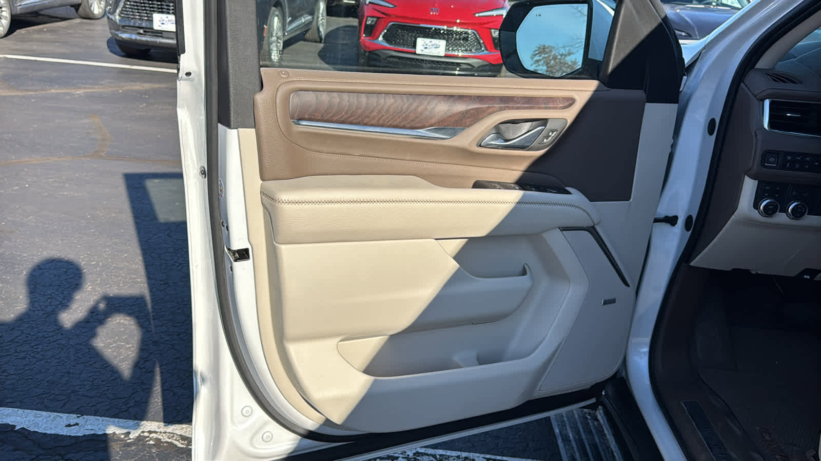 Certified 2023 GMC Yukon Denali w/ Denali Reserve Package image 5