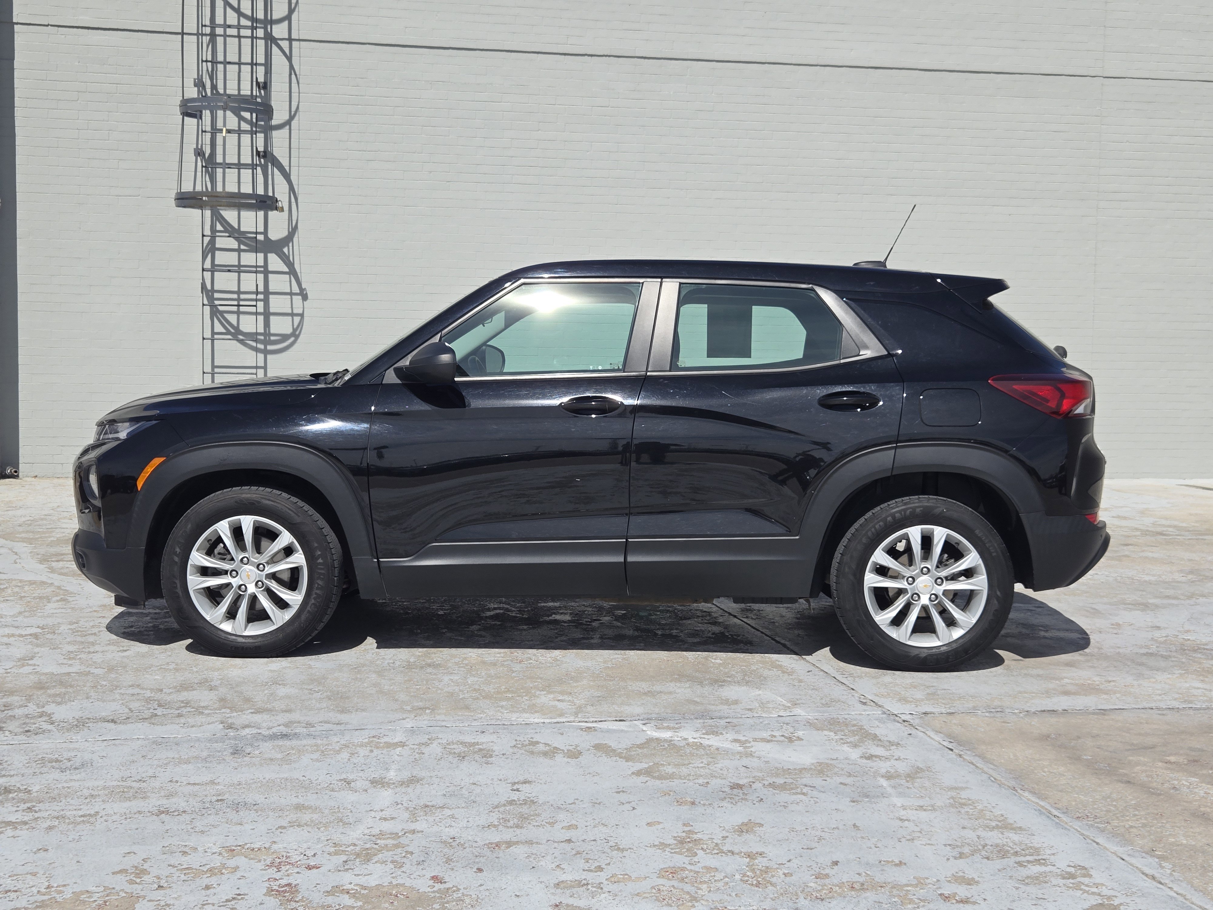 Used 2021 Chevrolet TrailBlazer LS image 5