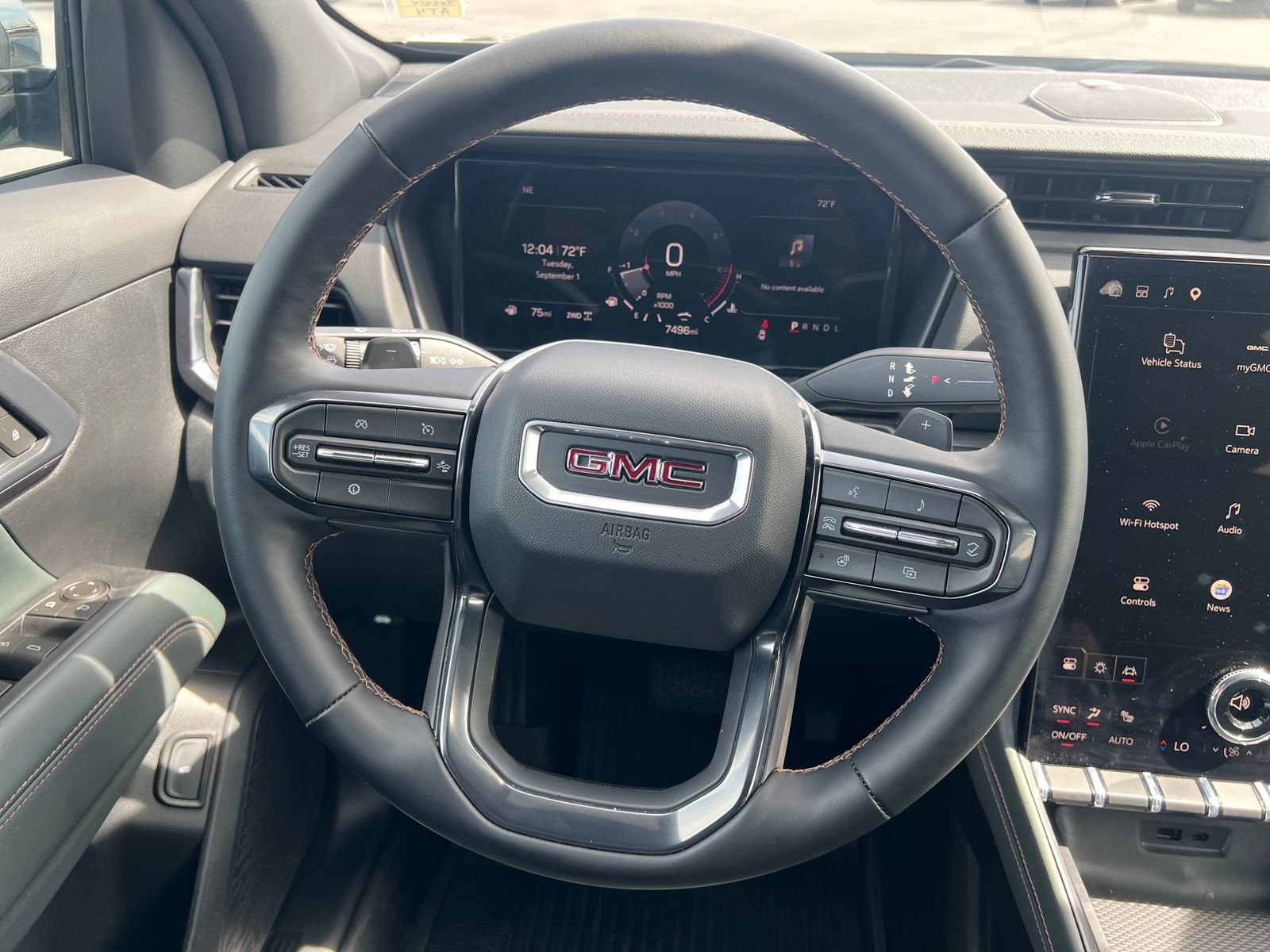 New 2026 GMC Terrain AT4 w/ LPO, Black Badging Package AWD/4WD image 16
