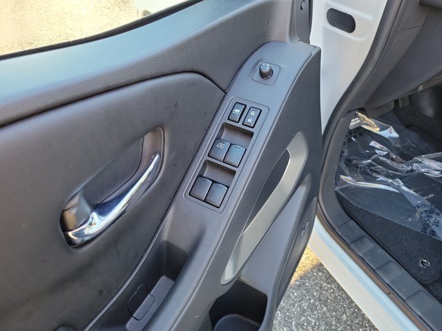 Used 2025 Nissan Frontier SV w/ SV Convenience Package RWD image 14