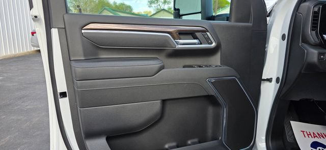 New 2026 Chevrolet Silverado 2500 LT w/ Trail Boss Package AWD/4WD image 9