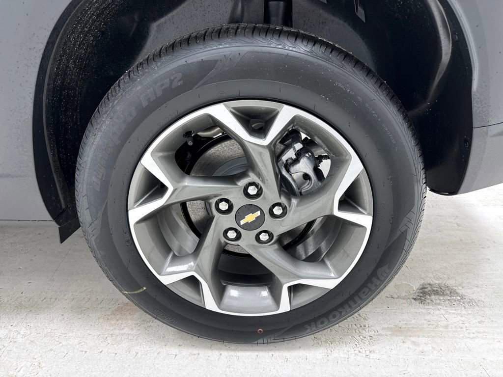 New 2026 Chevrolet Trax LT FWD image 7