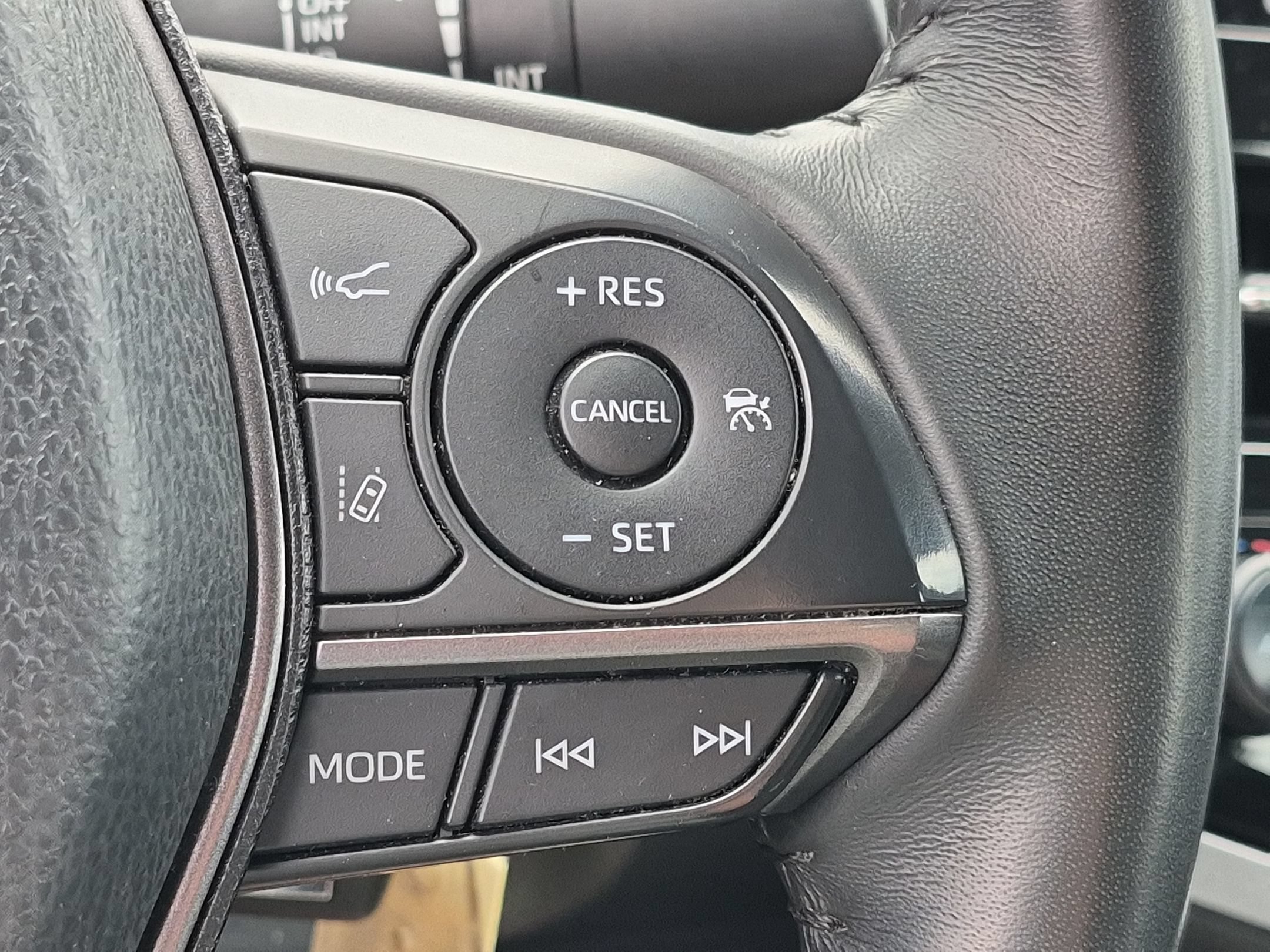 Used 2024 Toyota Camry SE FWD image 20
