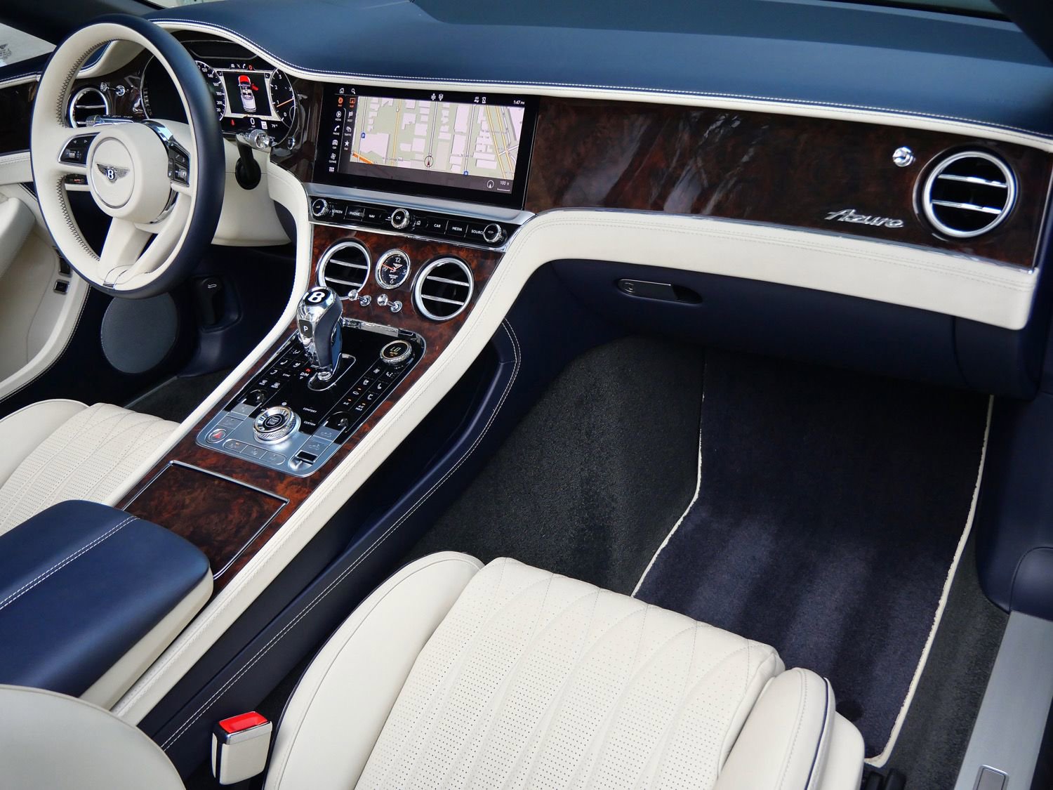 Used 2024 Bentley Continental GT Azure image 2