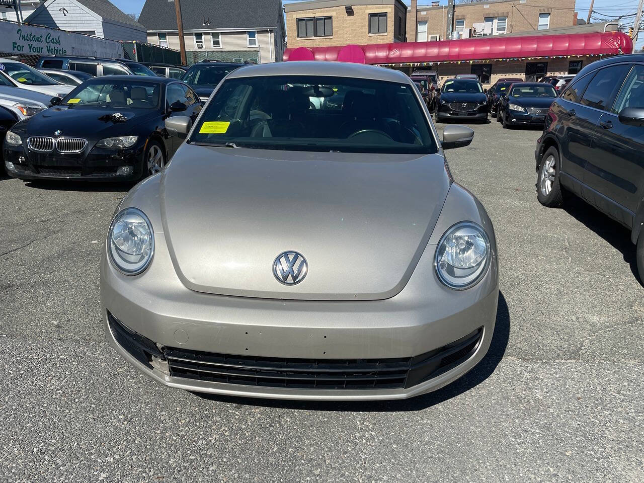 Used 2013 Volkswagen Beetle 2.5 image 3