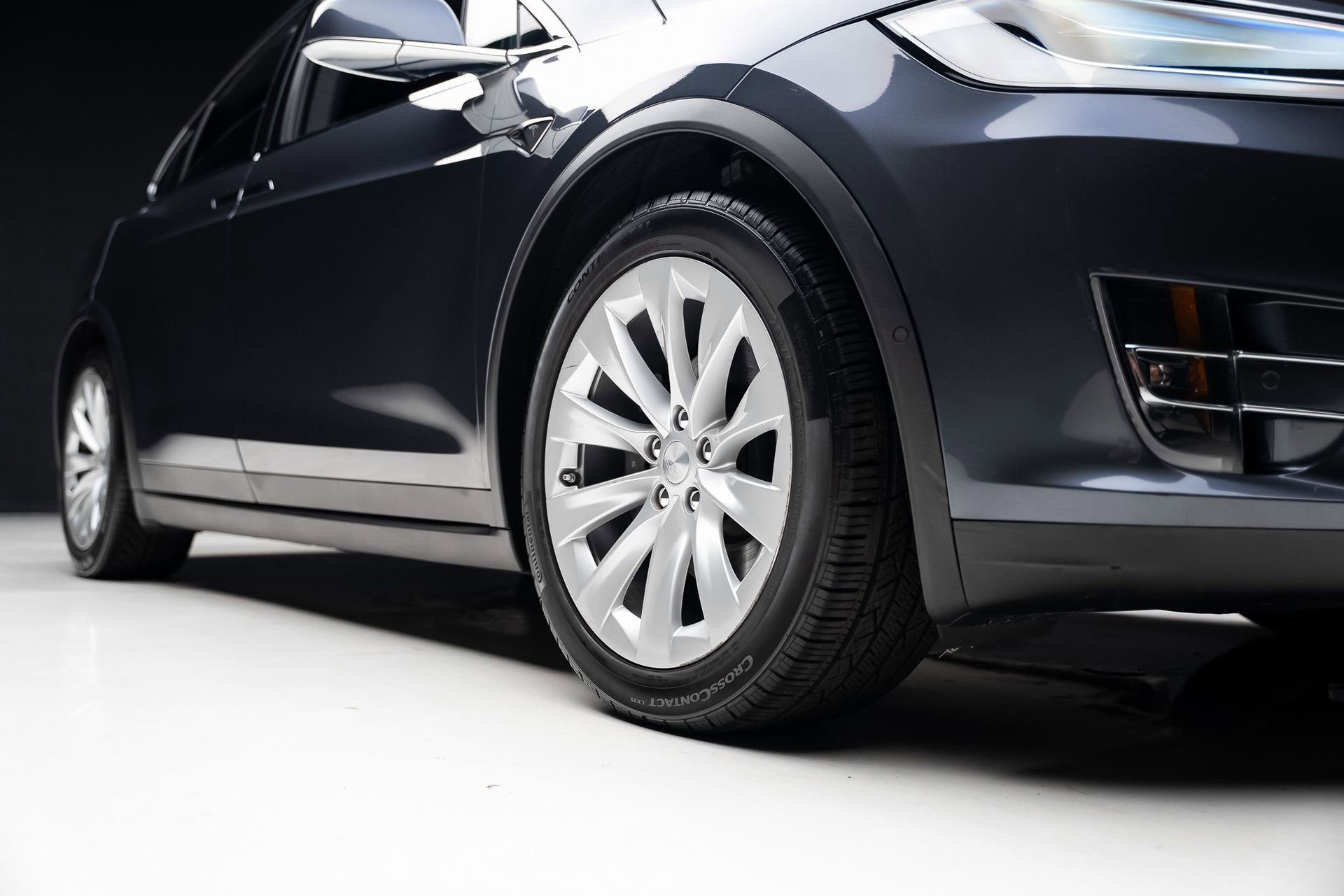 Used 2018 Tesla Model X 75D AWD/4WD image 72