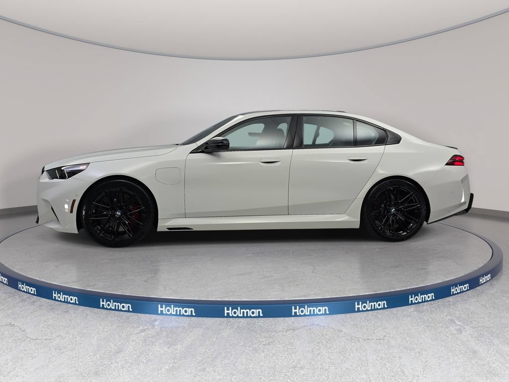 Used 2026 BMW M5 w/ Executive Package AWD/4WD image 9
