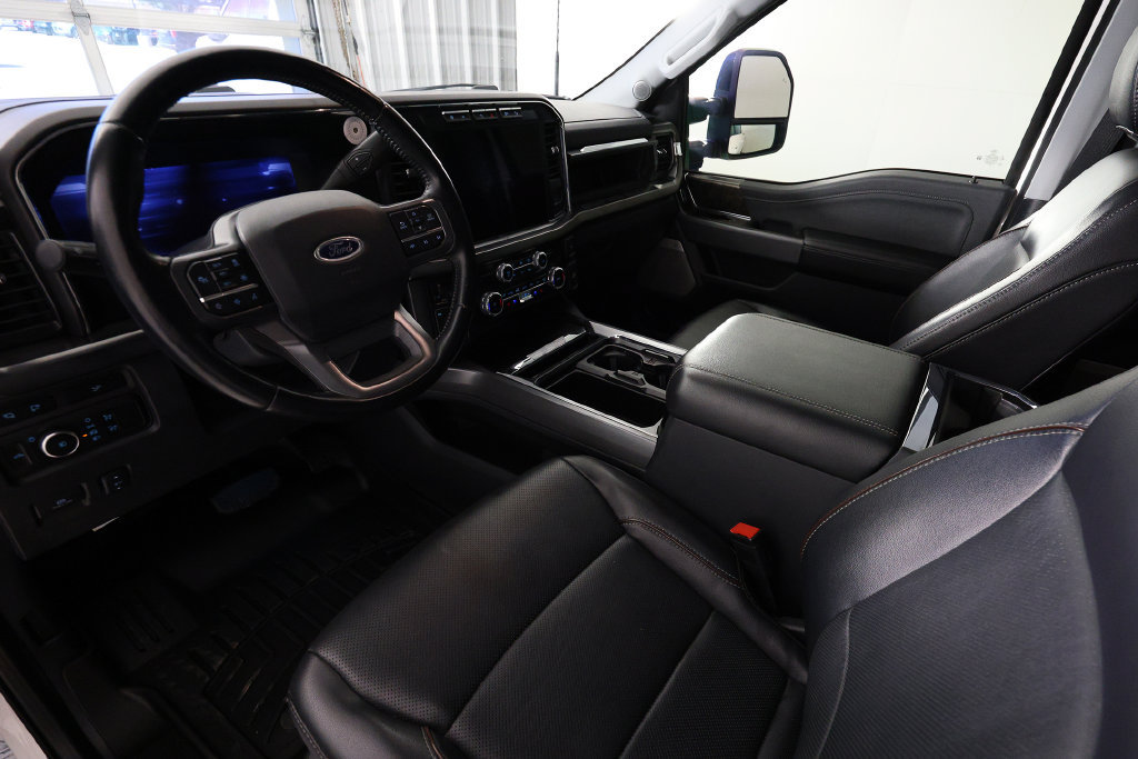Used 2023 Ford F250 Lariat w/ Lariat Ultimate Package AWD/4WD image 18