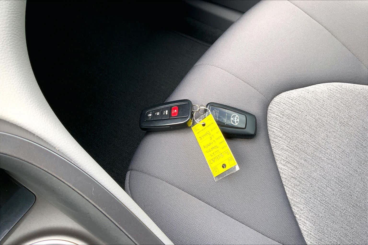 Used 2024 Toyota Camry LE w/ Convenience Package FWD image 15