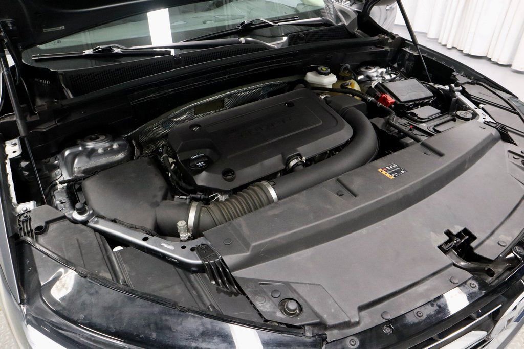 Used 2021 Buick Envision Essence image 16