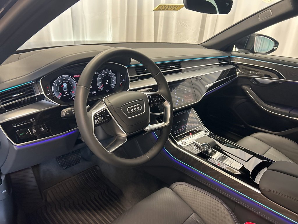 New 2025 Audi A8 L 3.0T image 2