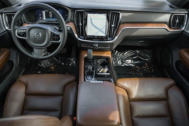 Certified 2023 Volvo S60 T8 Ultimate image 18