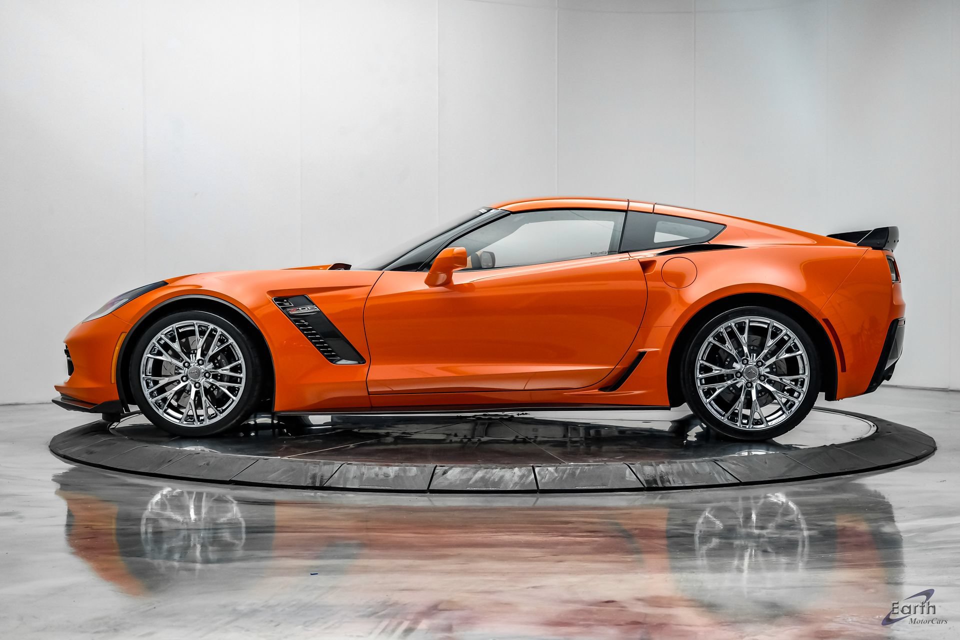 Used 2019 Chevrolet Corvette Z06 RWD image 9
