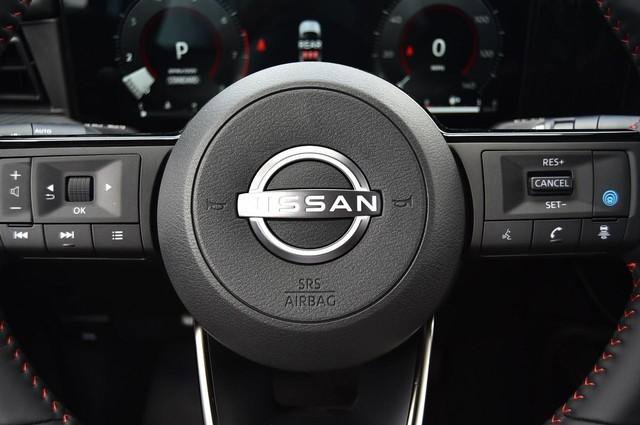 New 2025 Nissan Kicks SR image 23