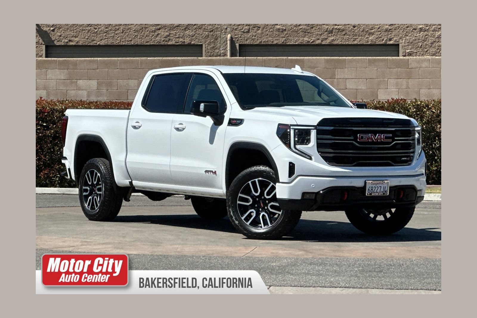 Used 2026 GMC Sierra 1500 AT4 w/ Technology Package AWD/4WD image 1