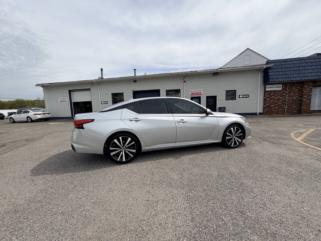 Used 2020 Nissan Altima 2.5 SL FWD image 39