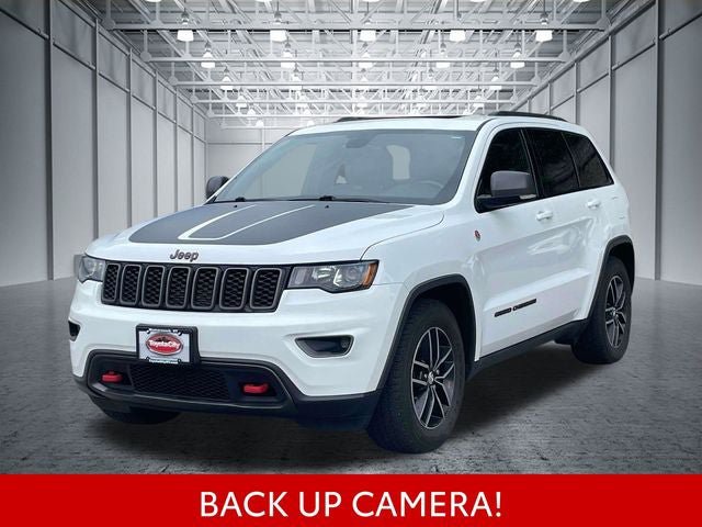 Used 2017 Jeep Grand Cherokee Trailhawk AWD/4WD image 4