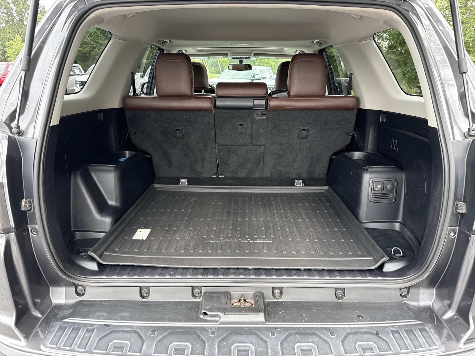 Used 2019 Toyota 4Runner Limited AWD/4WD image 27