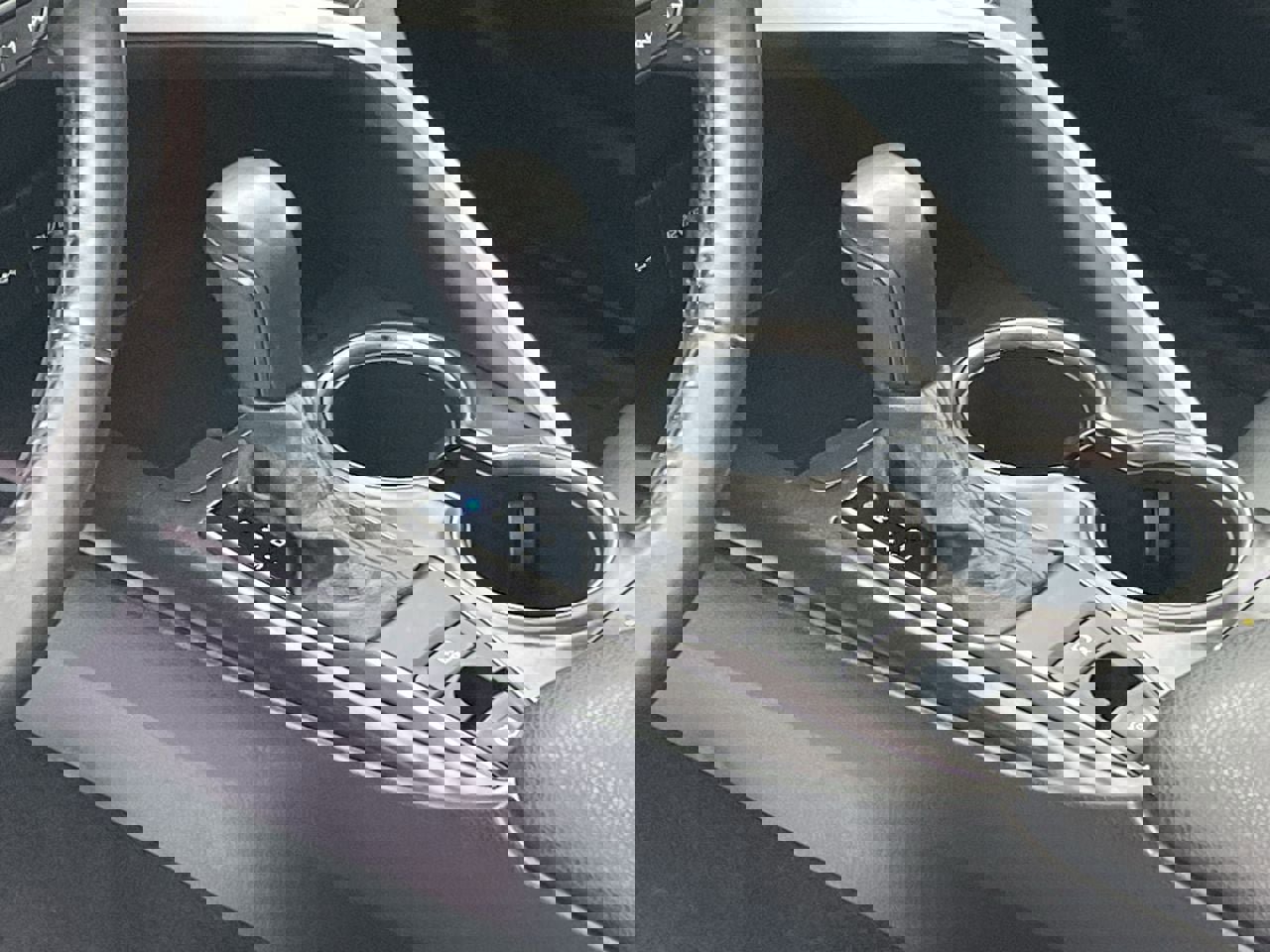 Used 2021 Toyota Camry SE w/ Cold Weather Package image 35