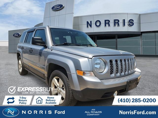 Used 2016 Jeep Patriot Sport w/ Tire & Wheel Group FWD image 1