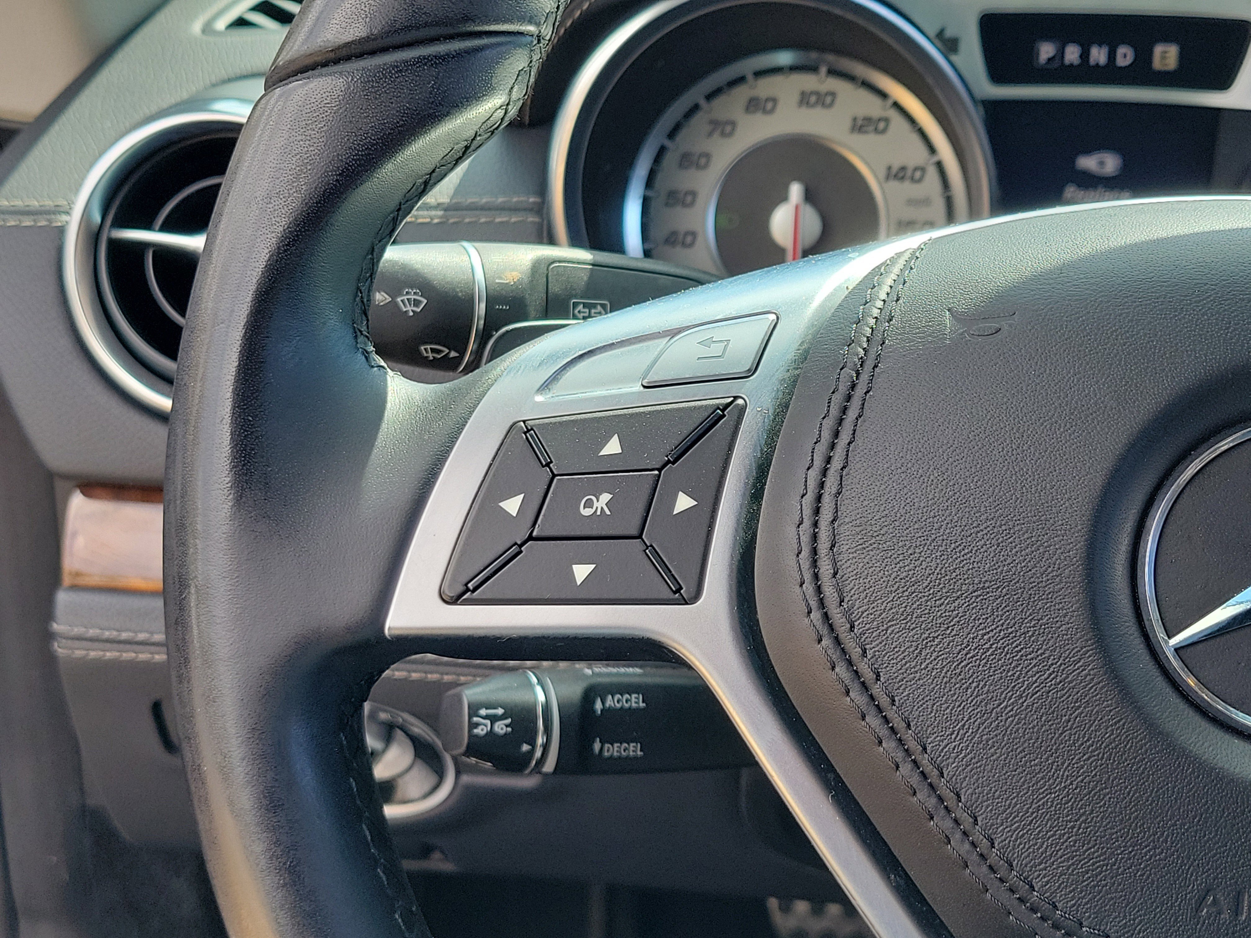 Used 2013 Mercedes-Benz SL 550 image 20