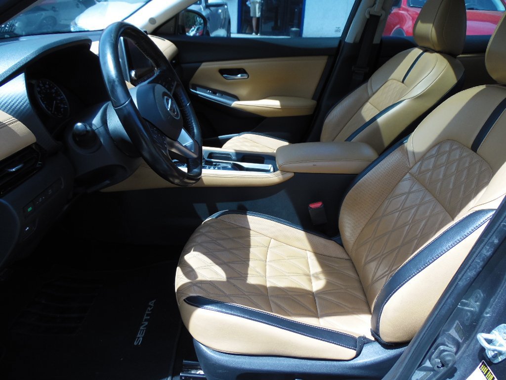 Used 2021 Nissan Sentra SV w/ SV Premium Package image 10