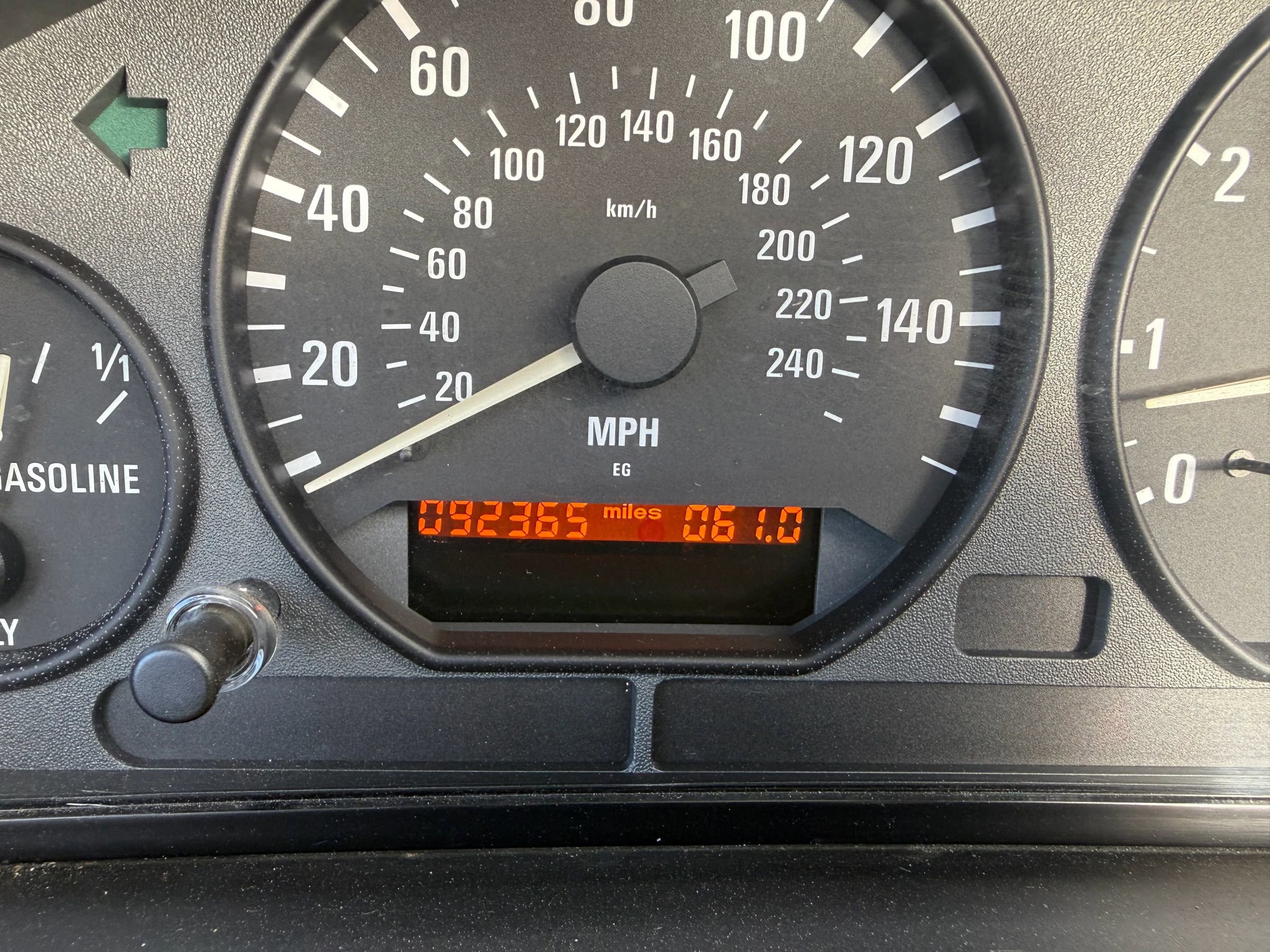 Used 1998 BMW Z3 2.8 image 16