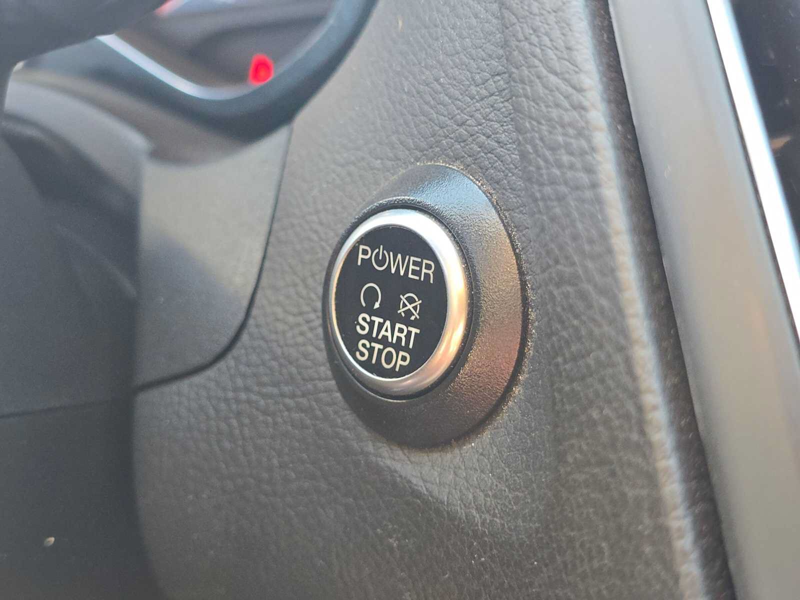 Used 2018 Ford Focus Electric Hatchback FWD image 30