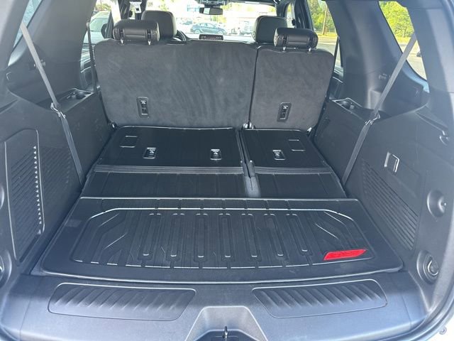 Used 2023 GMC Yukon SLT AWD/4WD image 23