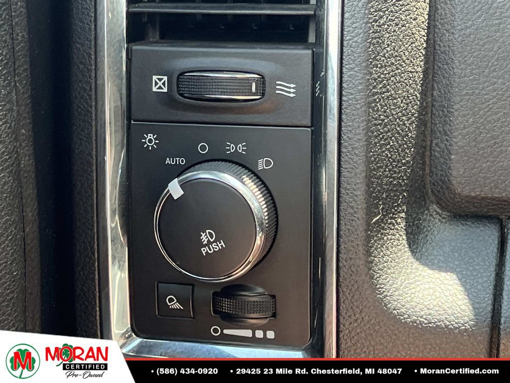 Used 2014 RAM 1500 Laramie w/ Convenience Group AWD/4WD image 27