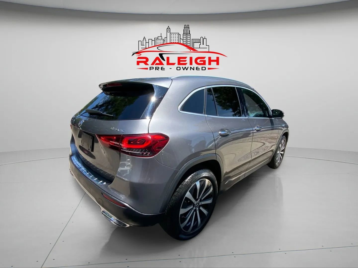 Used 2021 Mercedes-Benz GLA 250 4MATIC image 11