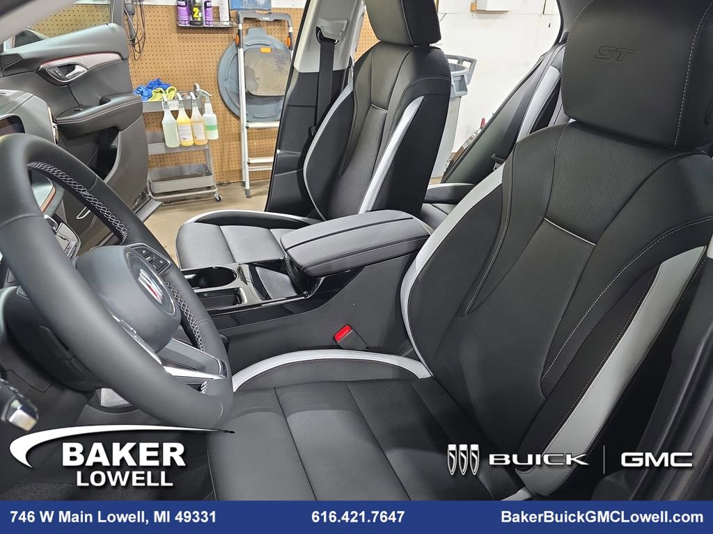 New 2026 Buick Envision Sport Touring image 15