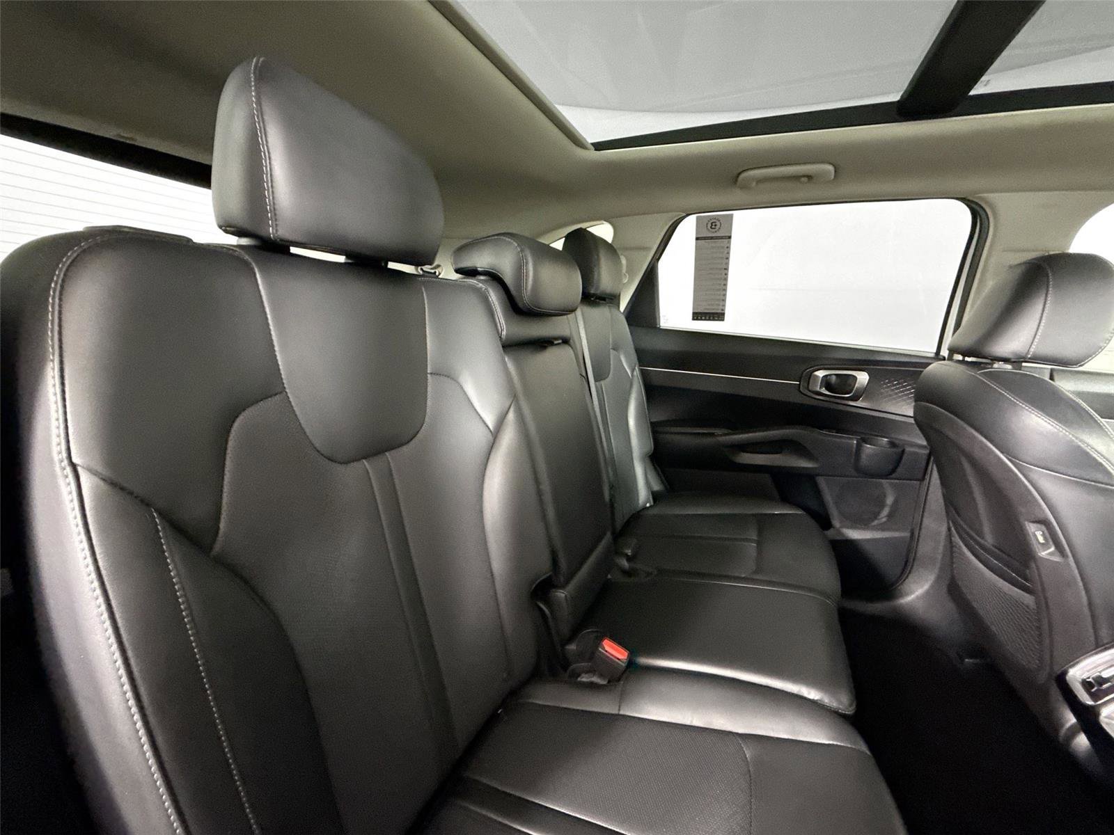 Used 2021 Kia Sorento S w/ Panoramic Sunroof Package FWD image 37