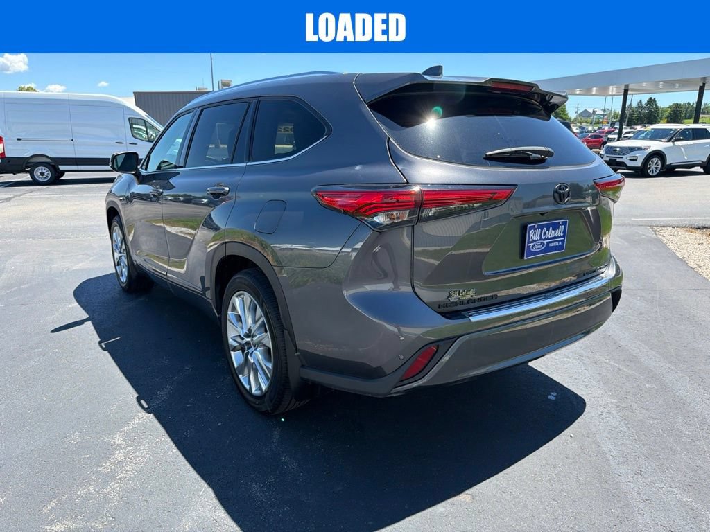 Used 2022 Toyota Highlander Limited AWD/4WD image 6