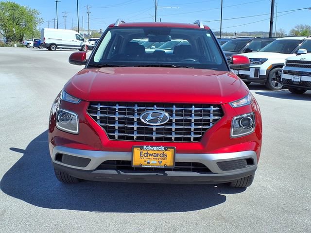 Certified 2025 Hyundai Venue SEL FWD image 11