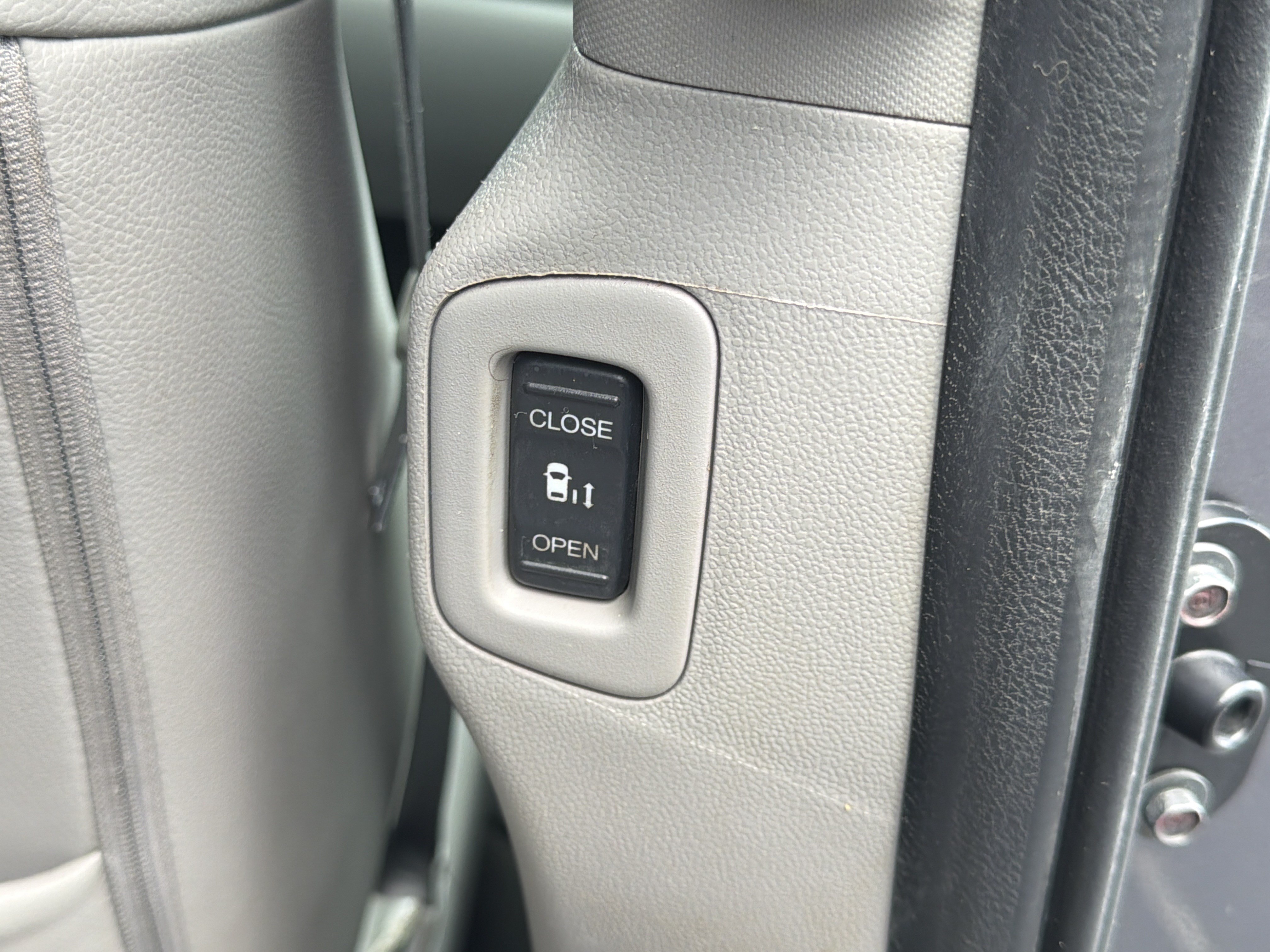 Used 2016 Honda Odyssey EX-L image 17