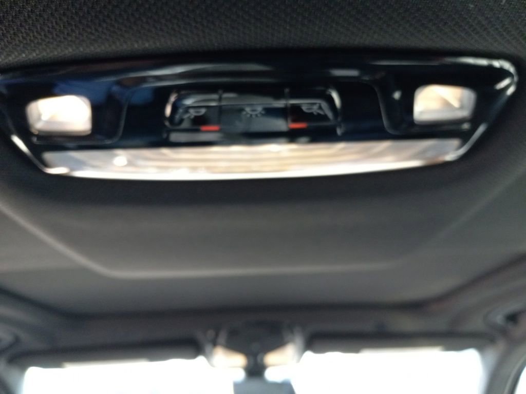 Used 2018 BMW 540i xDrive image 24