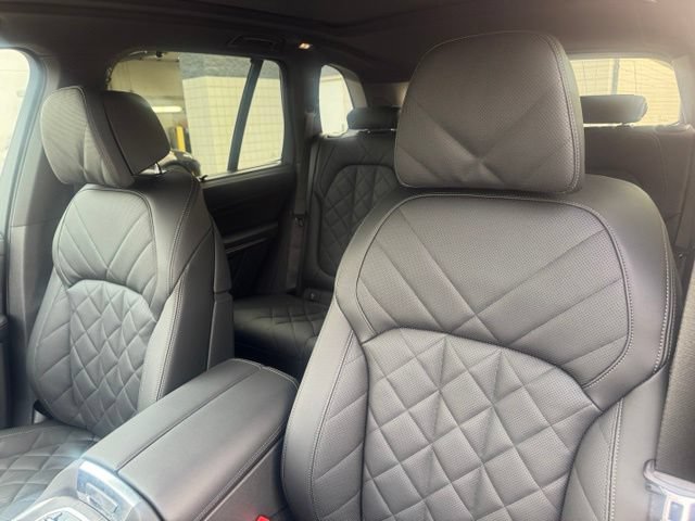 New 2026 BMW X5 xDrive50e w/ Executive Package AWD/4WD image 15