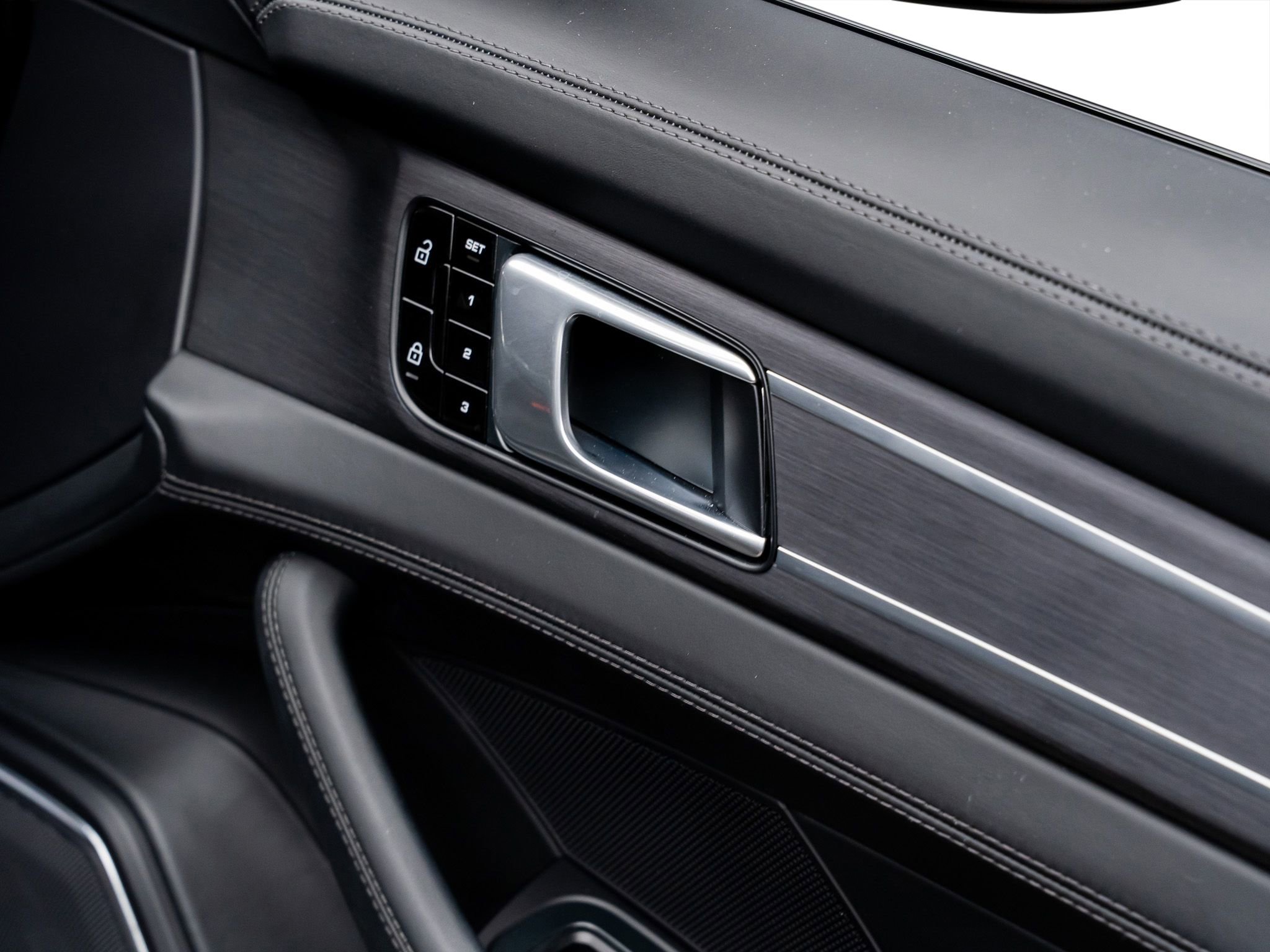 Used 2019 Porsche Panamera GTS w/ Assistance Package image 66