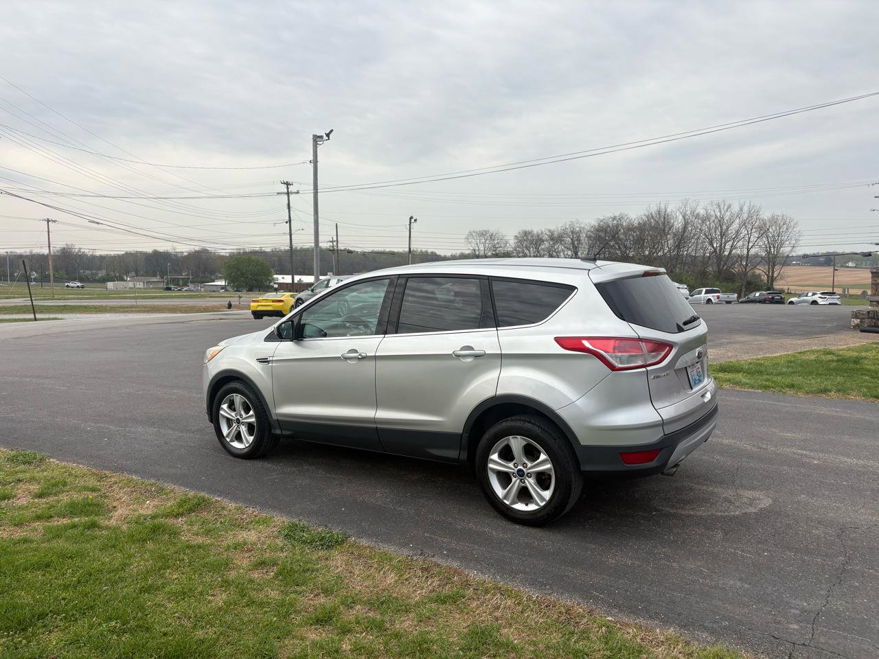 Used 2015 Ford Escape SE image 20