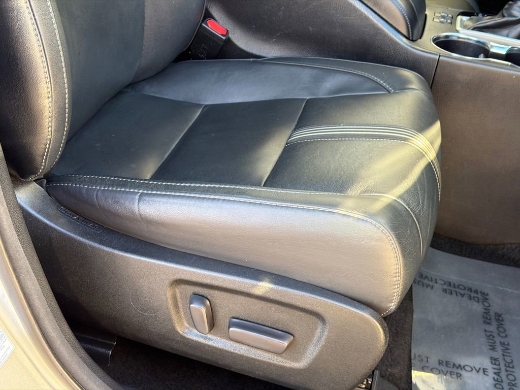 Used 2017 Toyota Highlander SE image 13