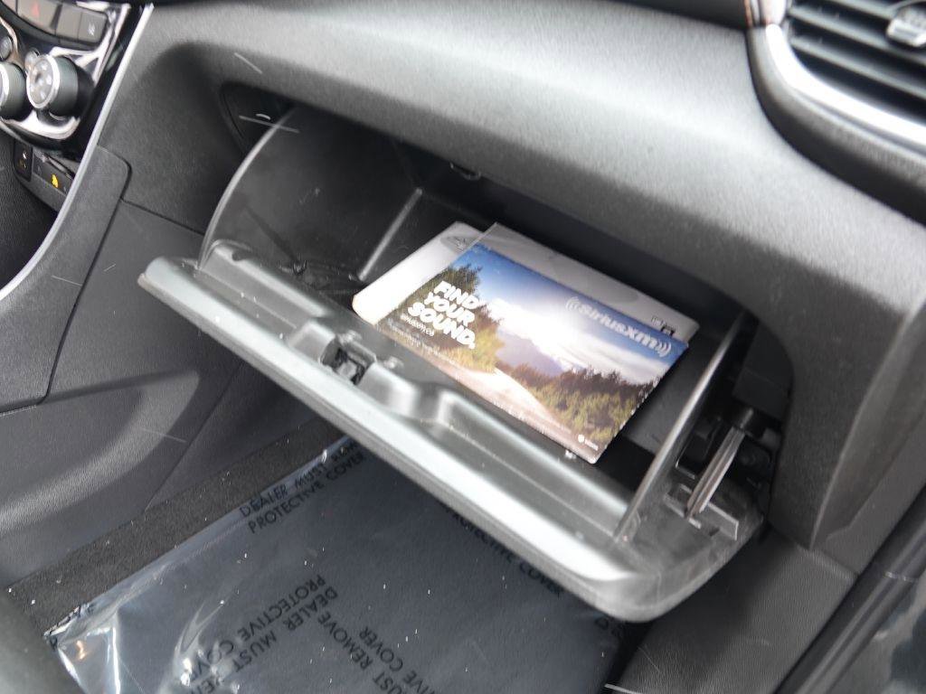 Used 2020 Chevrolet Trax Premier image 34