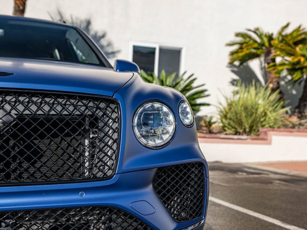 New 2026 Bentley Bentayga Speed AWD/4WD image 38