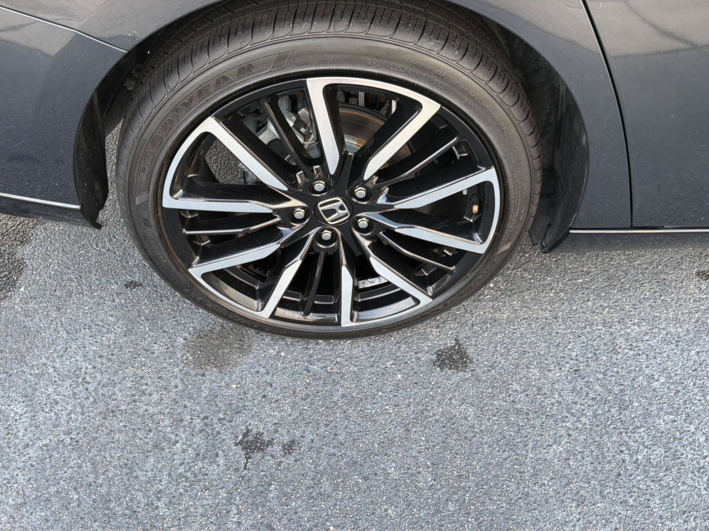Used 2023 Honda Accord Touring image 39