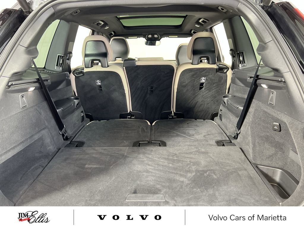 Certified 2025 Volvo XC90 B5 Plus image 22