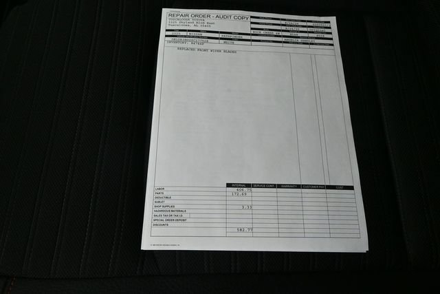 Used 2025 Nissan Pathfinder Rock Creek AWD/4WD image 4