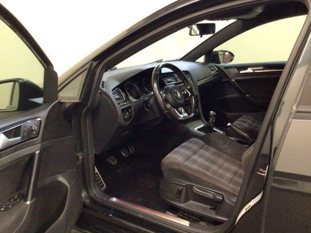 Used 2017 Volkswagen GTI S image 15