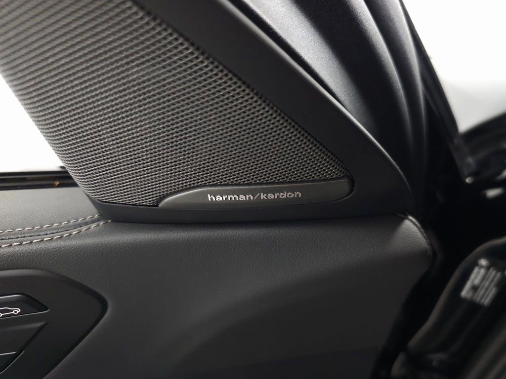 Used 2024 BMW X6 M60i w/ Dynamic Handling Package image 16