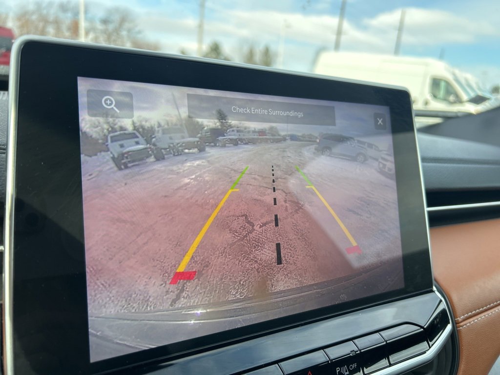 Used 2024 Jeep Compass Limited image 21