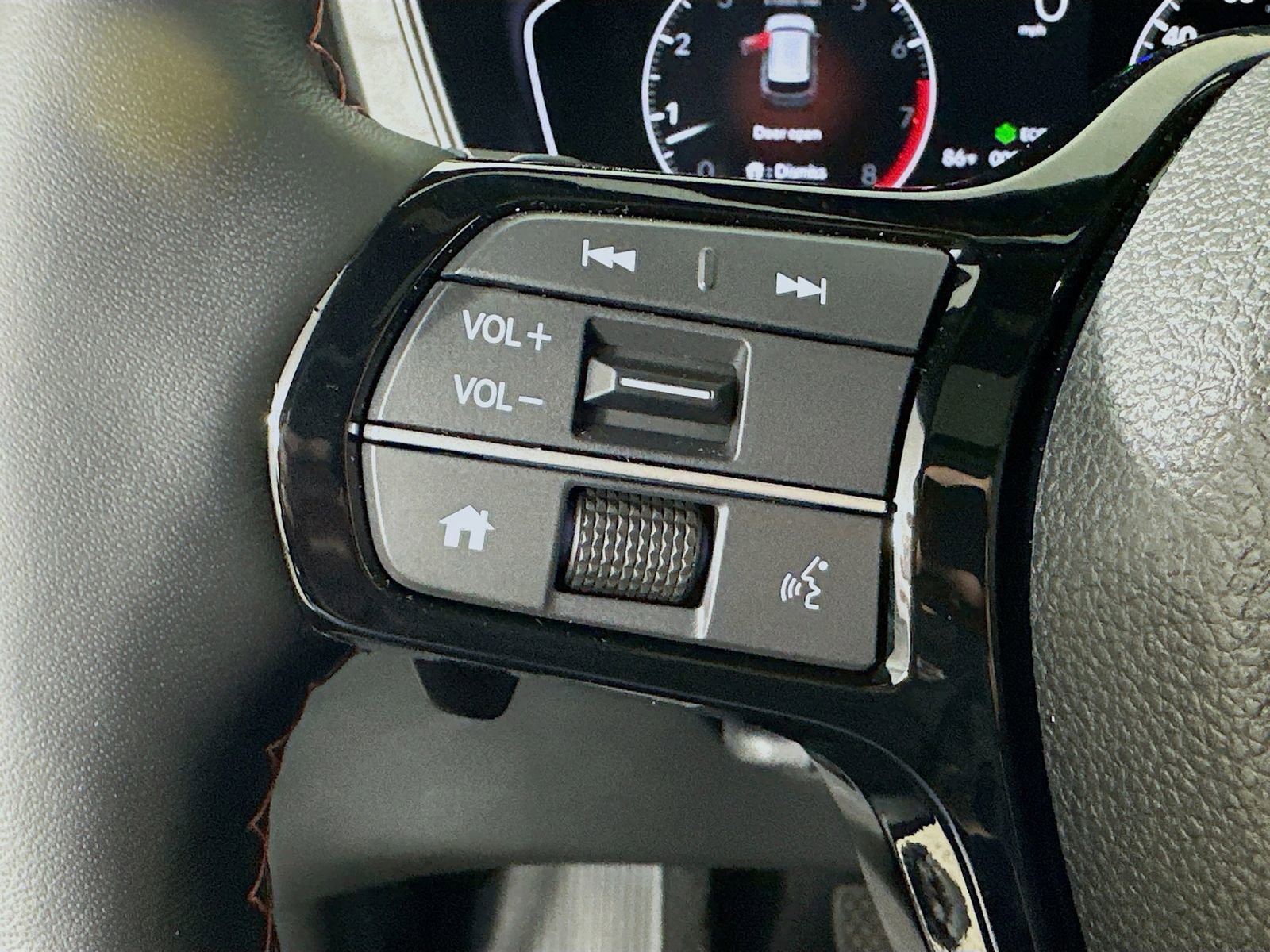 Used 2024 Honda Pilot TrailSport image 18